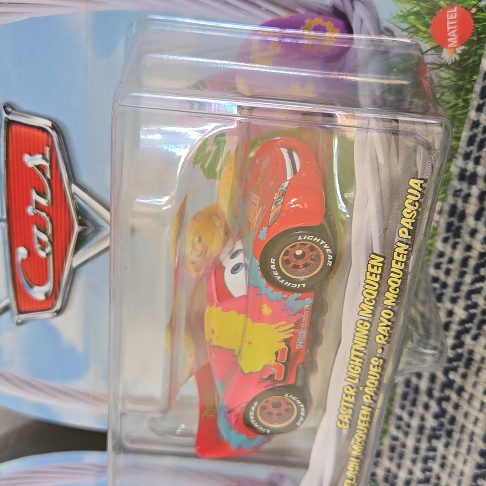 Disney Pixar 'Cars' Set - Tow Mater and Lightning McQueen - Picture 3 of 6